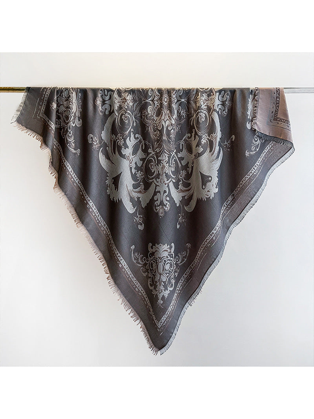 Gray square scarf with ornamental motif and fringed edges