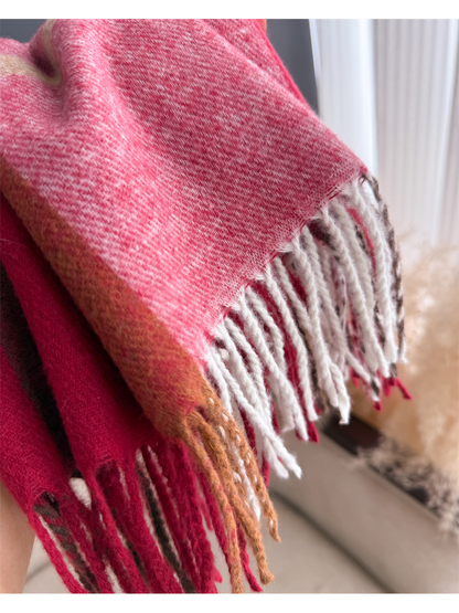 Close-up of the plaid scarf edge and mixed-color twisted fringe