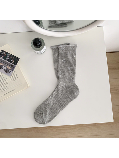 Heather gray bow-motif crew socks, full product view
