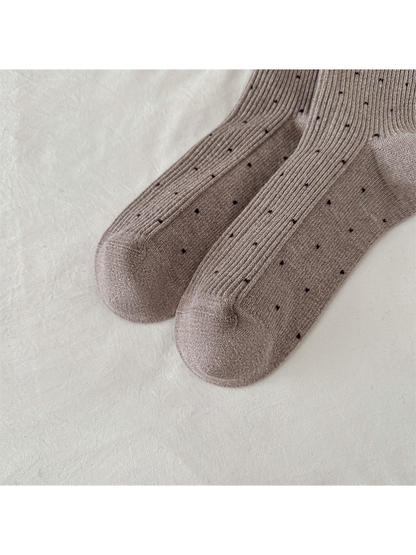 Close-up of the ribbed sock body and rounded toe sections