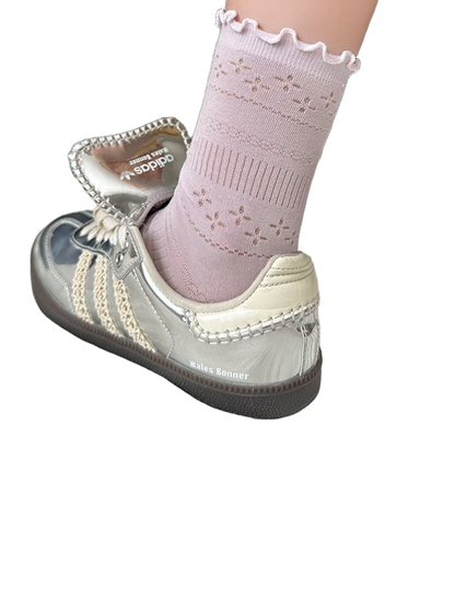 Light purple pointelle crew sock with a ruffled cuff