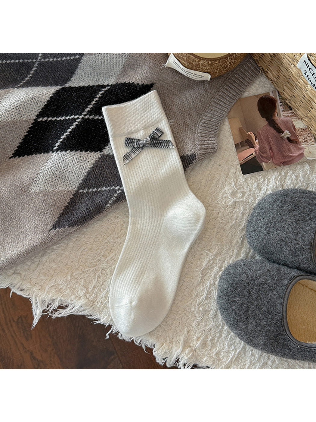 White ribbed crew sock with plaid bow