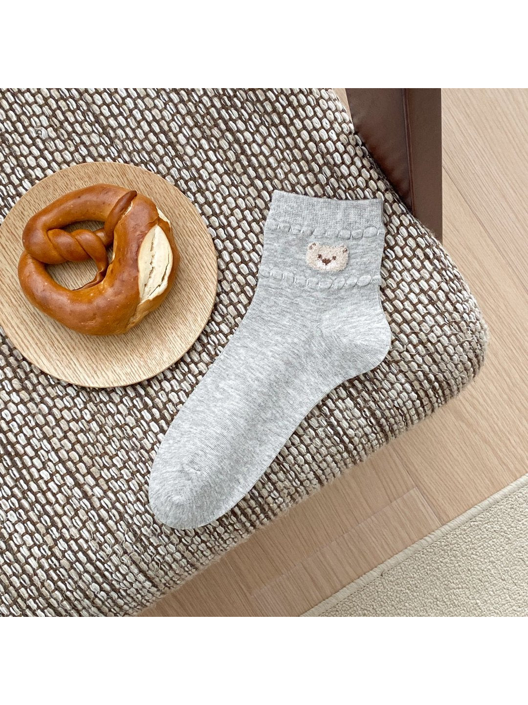 Heather gray ankle sock with bear-face applique and raised trim