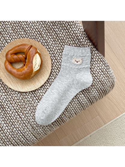 Heather gray ankle sock with bear-face applique and raised trim