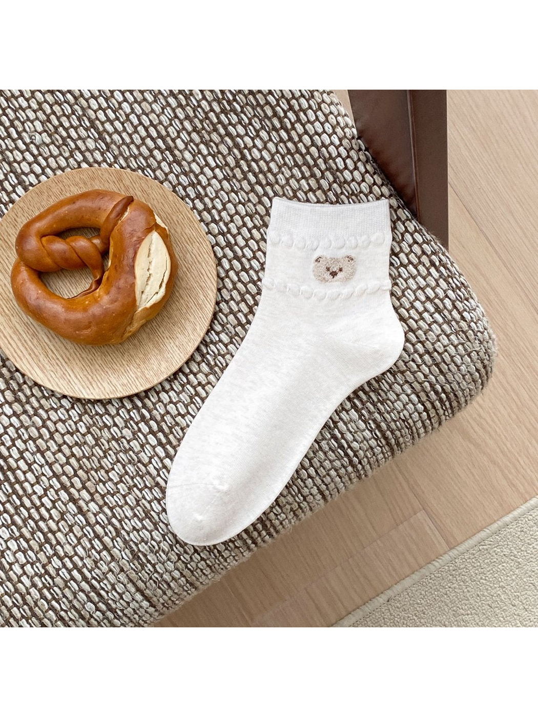 Ivory ankle sock with bear-face applique and raised trim