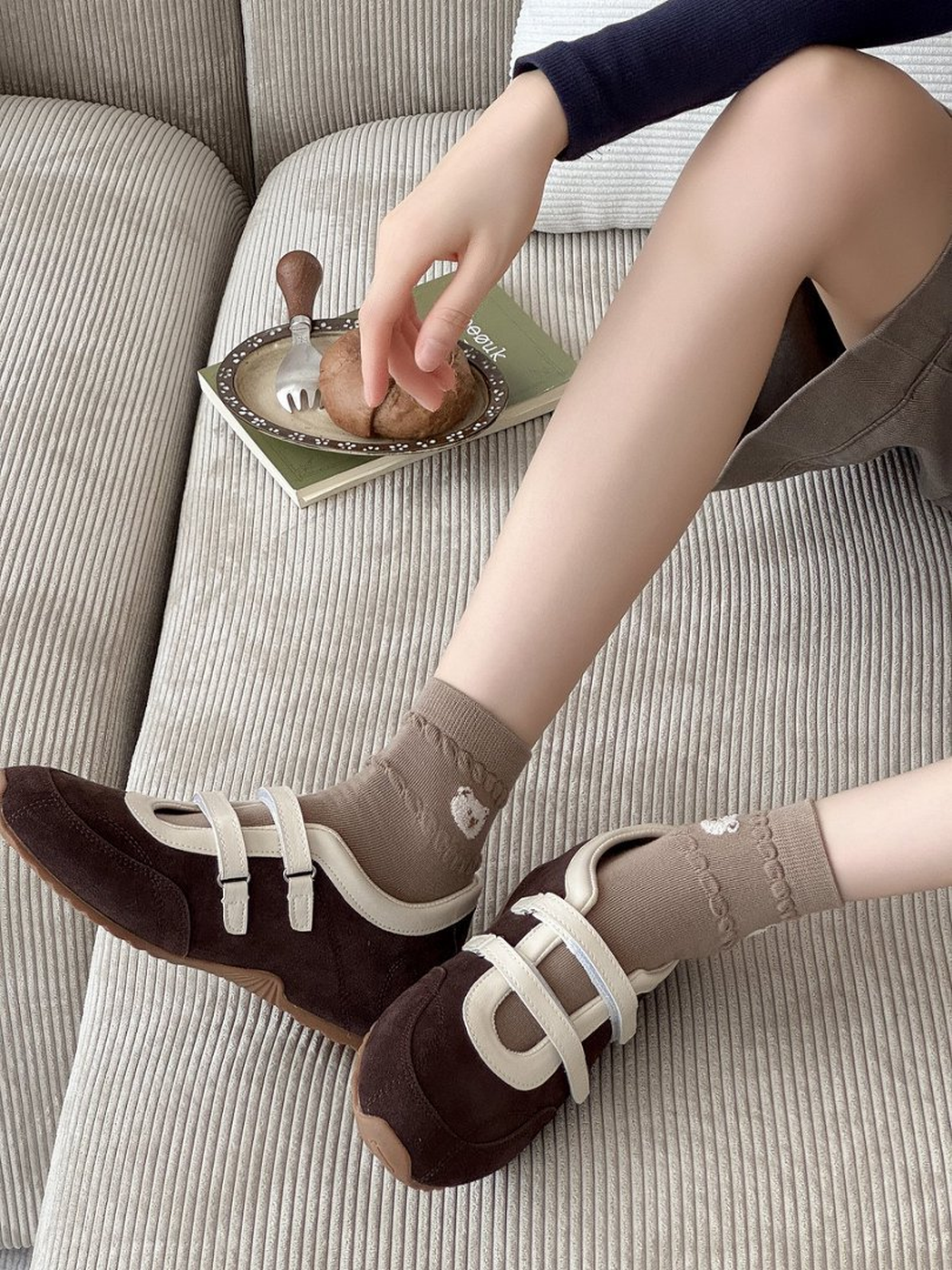 Brown bear-applique ankle socks styled with brown sneakers