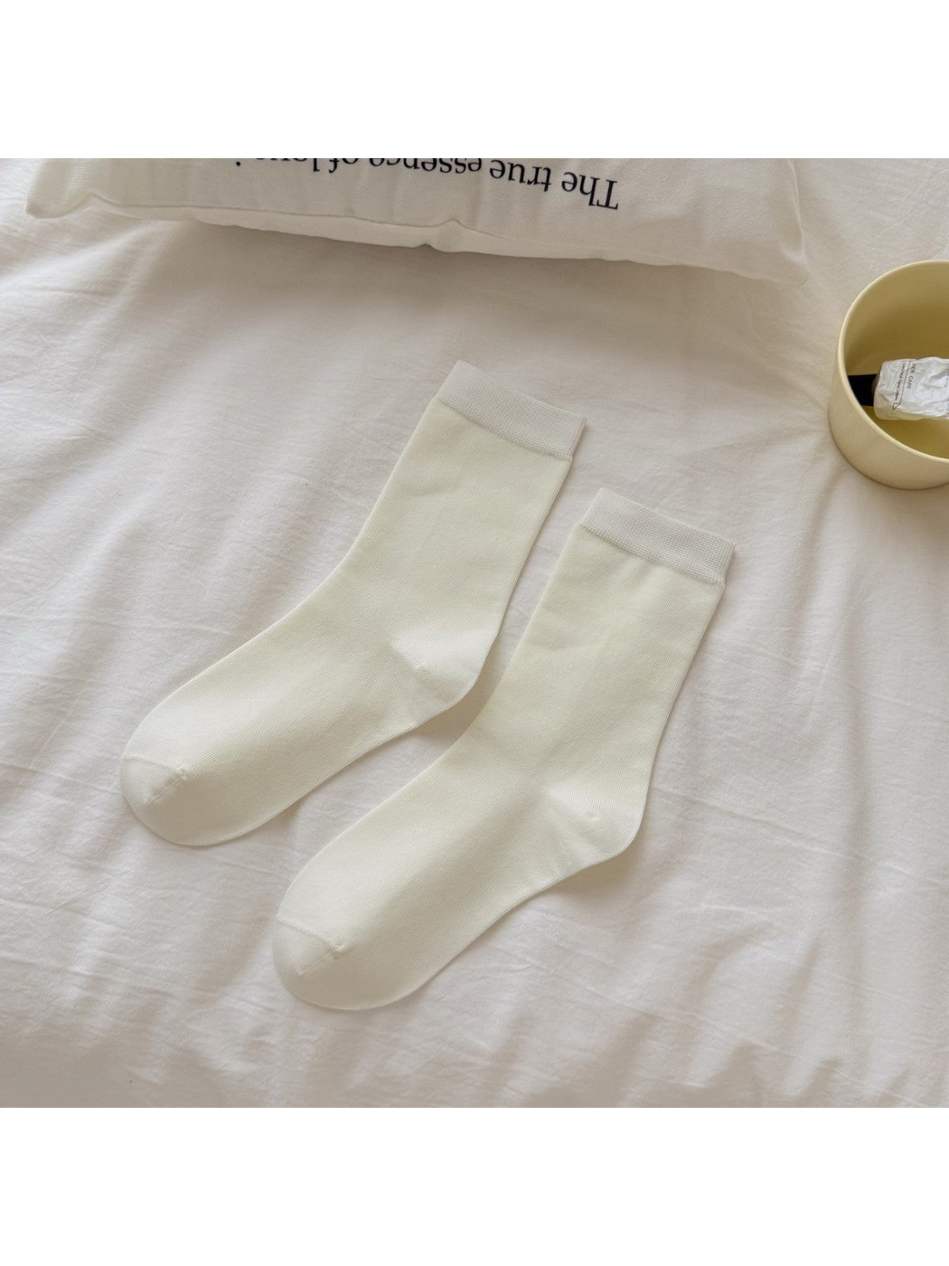 Plain ivory crew socks with wide ribbed cuffs