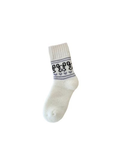 Ivory crew sock with bow and heart motif