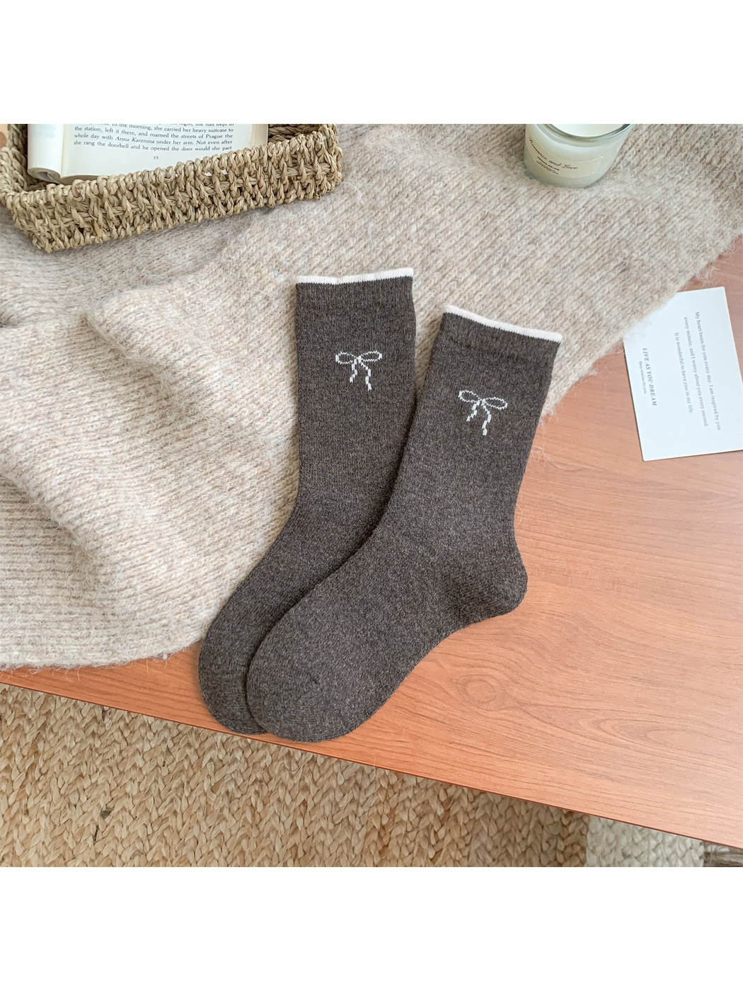 Dark brown bow-motif crew socks, full pair
