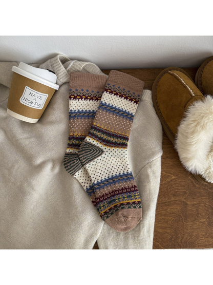 Brown geometric crew socks with contrasting striped heels and toes