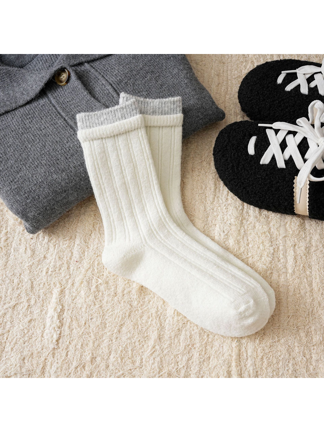 Ivory ribbed crew socks with a contrasting gray cuff