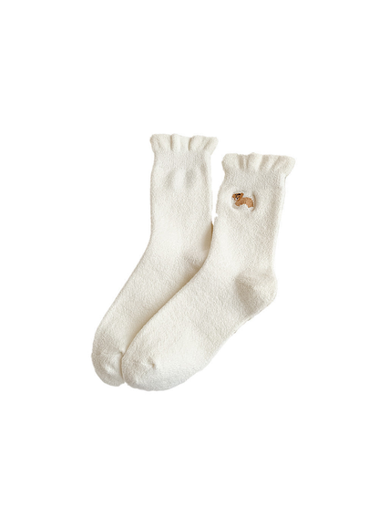 Ivory crew socks with teddy dog embroidery and ruffled cuffs
