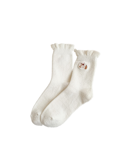 Ivory crew socks with striped dog embroidery and ruffled cuffs
