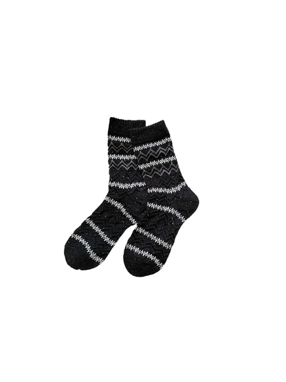 Black geometric crew socks with ribbed cuffs