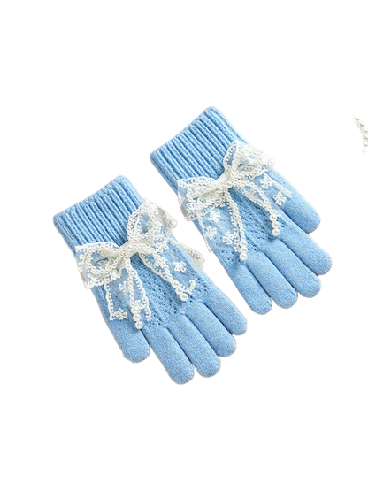 Light blue gloves with ribbed cuffs and lace bows