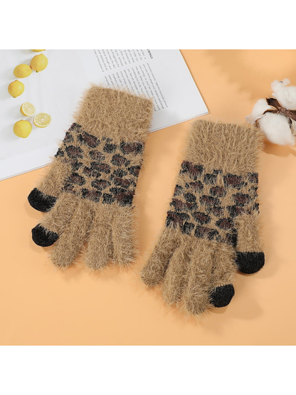 Camel fuzzy gloves with leopard-pattern panels and black fingertips