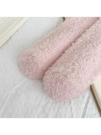 Close-up of the rounded toe and fuzzy looped texture