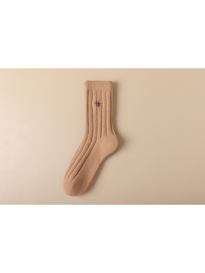 Camel ribbed crew sock with tonal embroidered insect motif