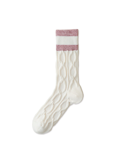 Ivory cable-knit crew sock with dusty pink striped cuff