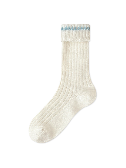 Ivory ribbed crew sock with light blue cuff trim