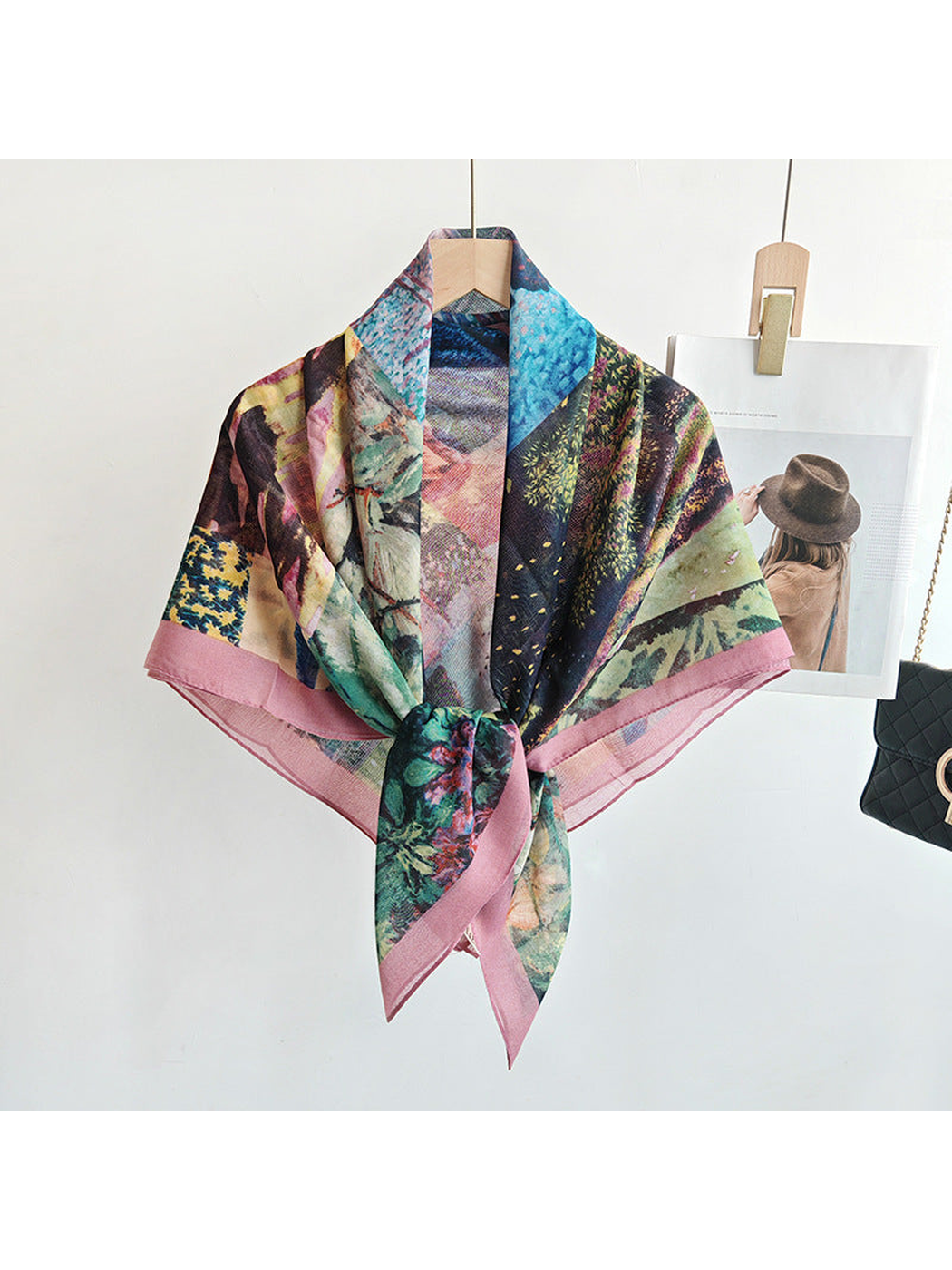 Multicolor square scarf tied at the center with pointed ends