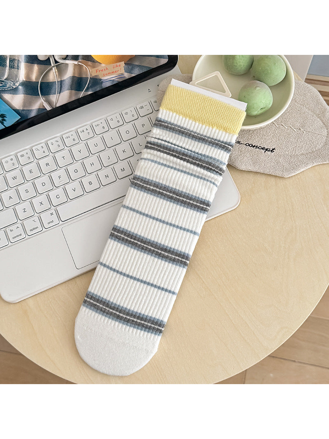 Yellow Cuff white socks with gray and blue stripes