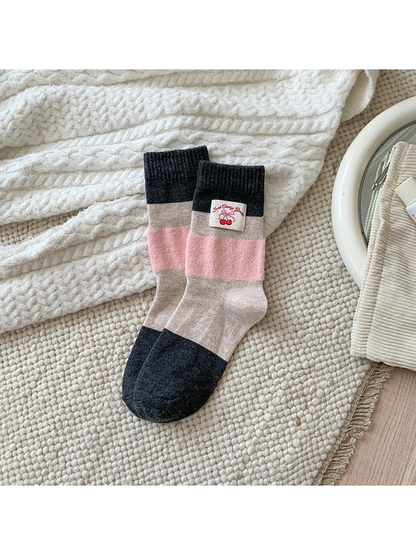 Fabric Label crew socks with pink and charcoal color blocks