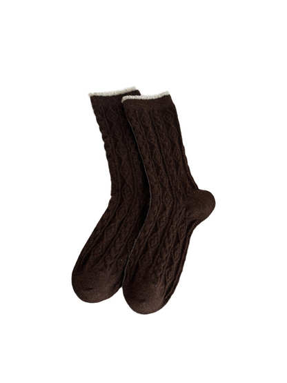 Brown Cable crew socks with ivory ruffled trim