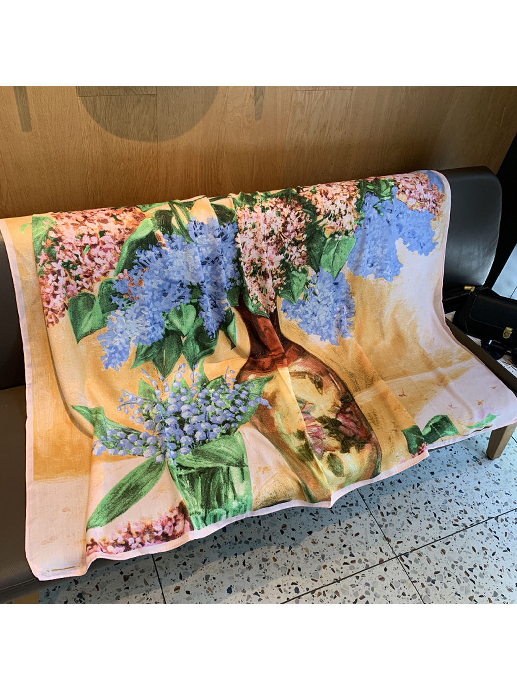 Multicolor square scarf with floral bouquets and decorative vase motif