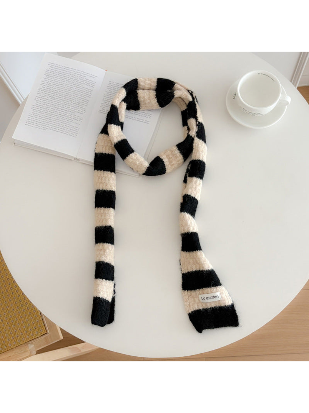 Black-and-cream striped scarf