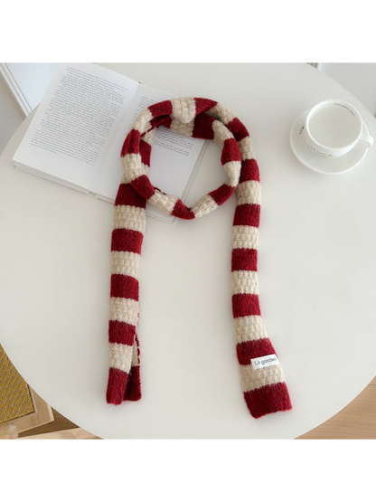 Red-and-cream striped scarf