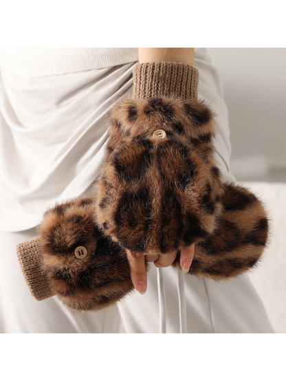 Warm brown leopard-pattern convertible mittens