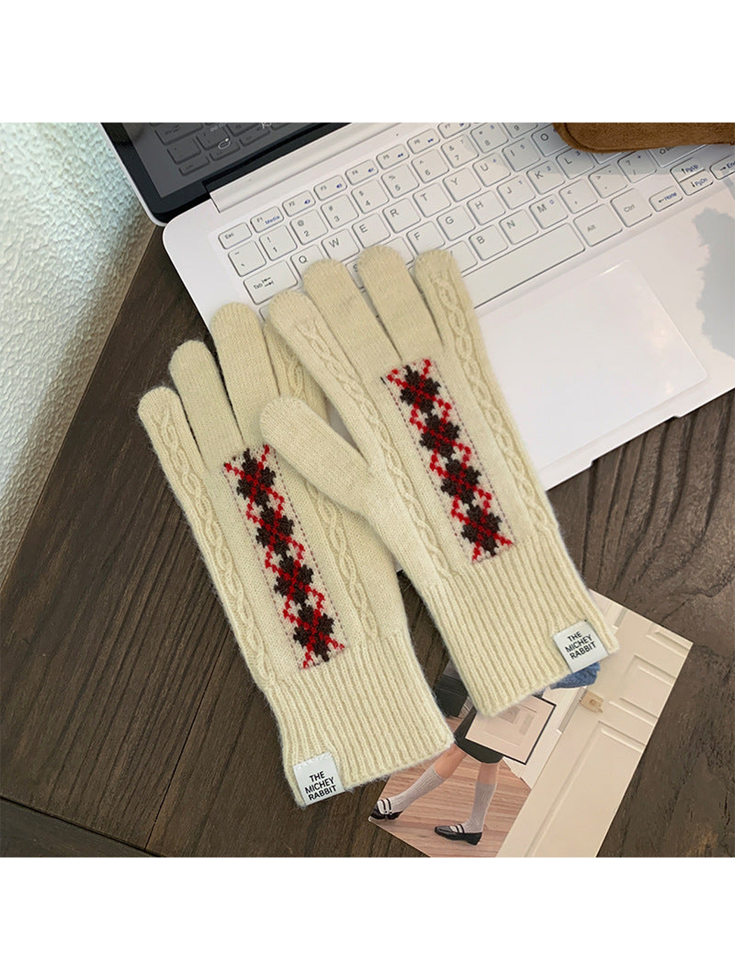Ivory cable-textured gloves with a red and brown diamond motif