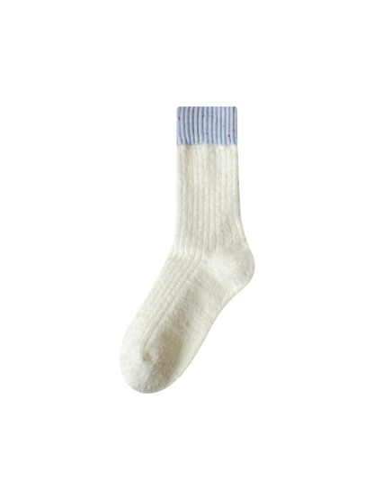 Ivory fuzzy ribbed crew sock with a light blue cuff