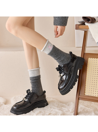 Dark Gray contrast-cuff crew socks worn with black shoes