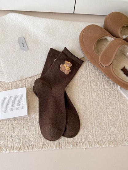 Teddy Applique dark brown crew socks with ruffled cuffs