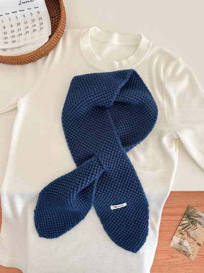 Navy textured pull-through scarf with rounded ends