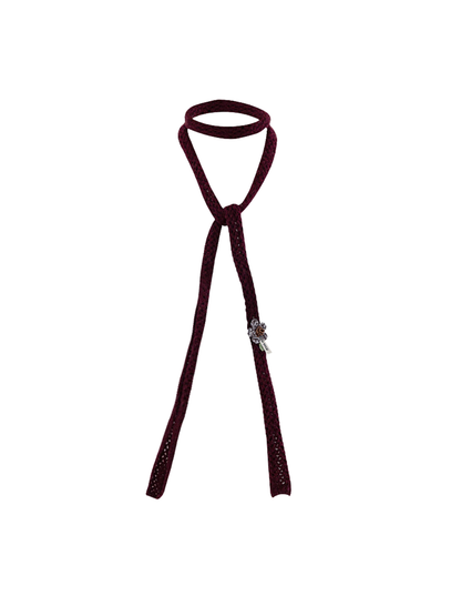 Burgundy skinny scarf with openwork texture and floral appliqué