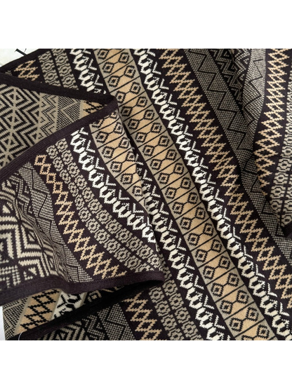 Close-up of the woven-look surface and alternating geometric bands