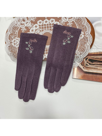 Heather Purple gloves with linked-circle embroidery