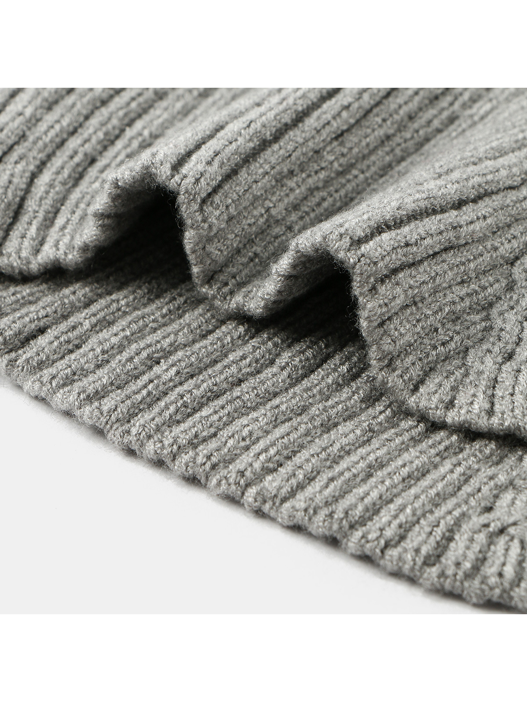 Close-up of Heather Gray ribbing and folded edges