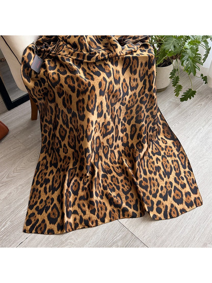 Scarvii - Leopard Print Lightweight Scarf