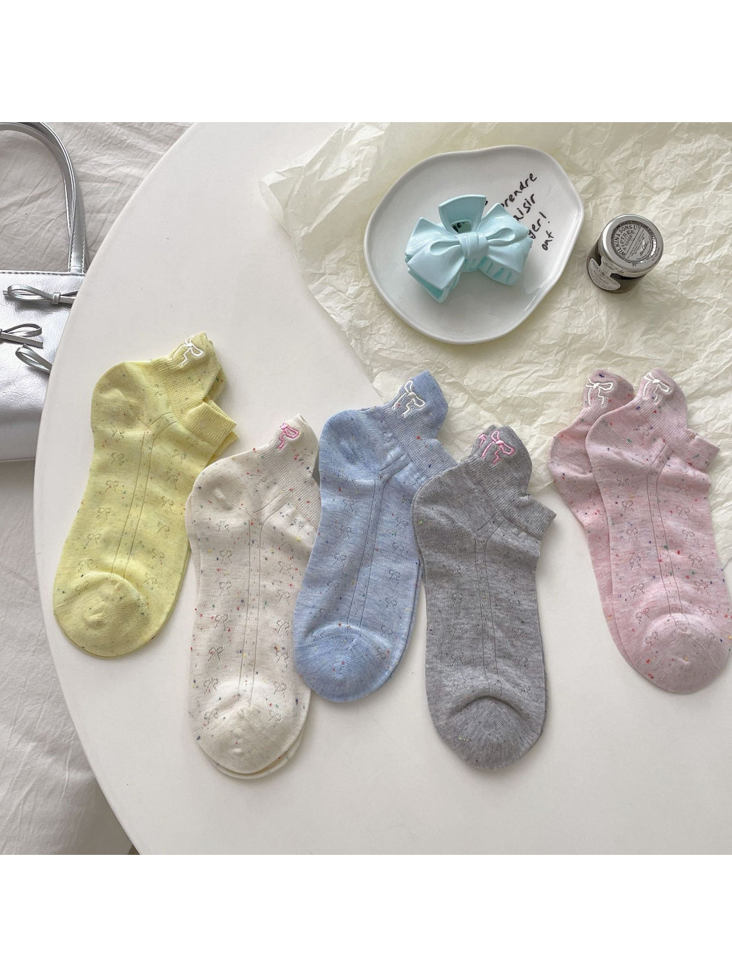 Rufia Ribbon Dot No Show Socks product image