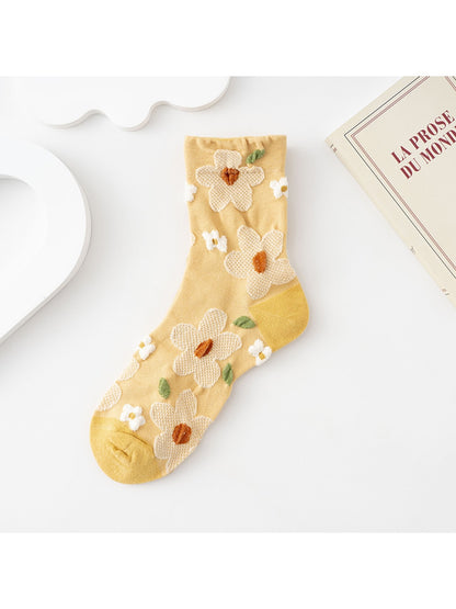 Rufia - Floral Relief Pattern Casual Crew Socks