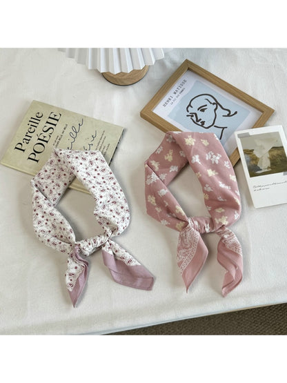 Scarvii - Vintage Paisley Aesthetic Square Scarf