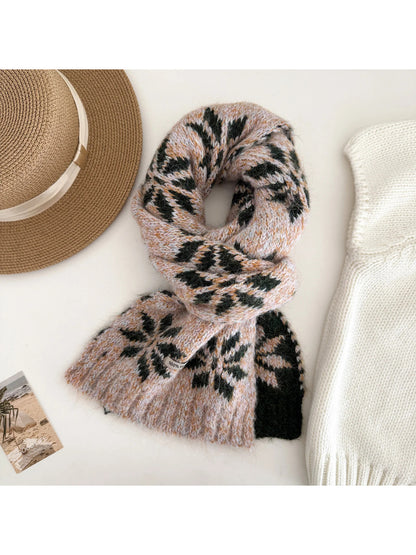 Scarvii - Nordic Snowflake Knit Scarf