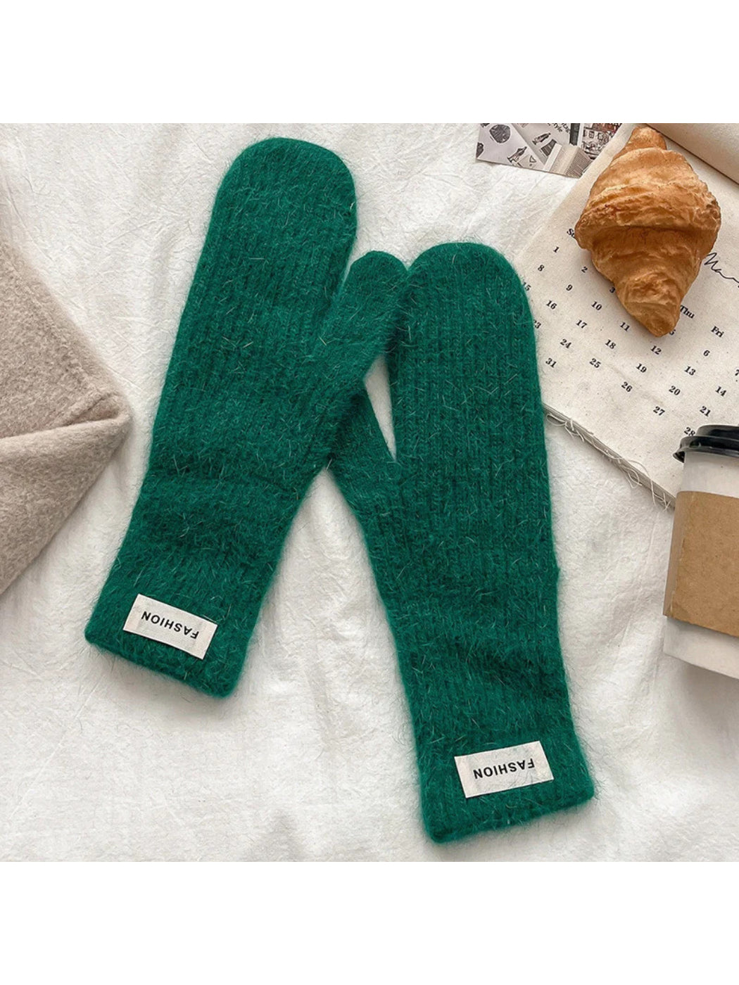 Gloving - Solid Ribbed Knit Mittens