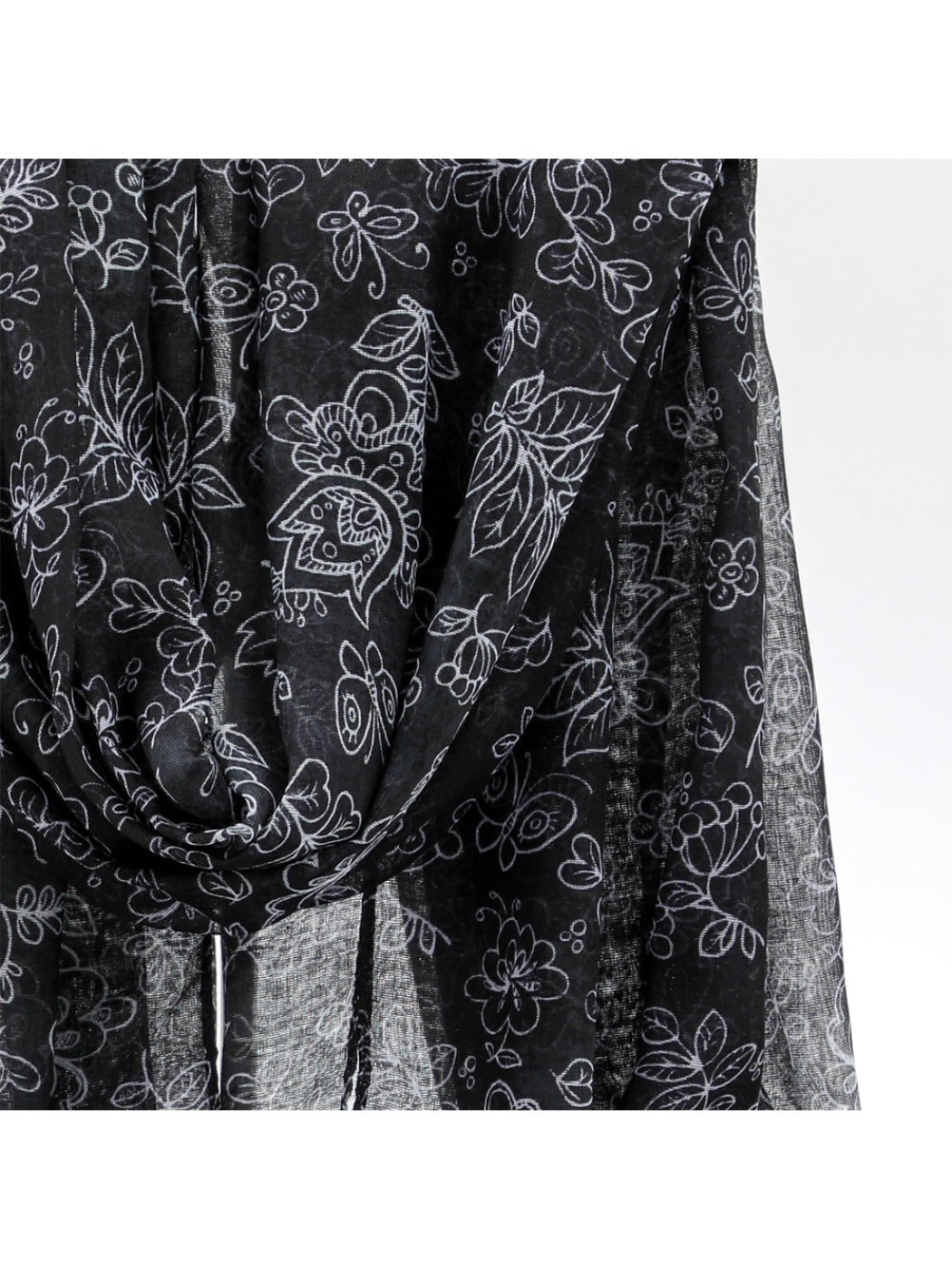 Scarvii - Black White Floral Print Scarf