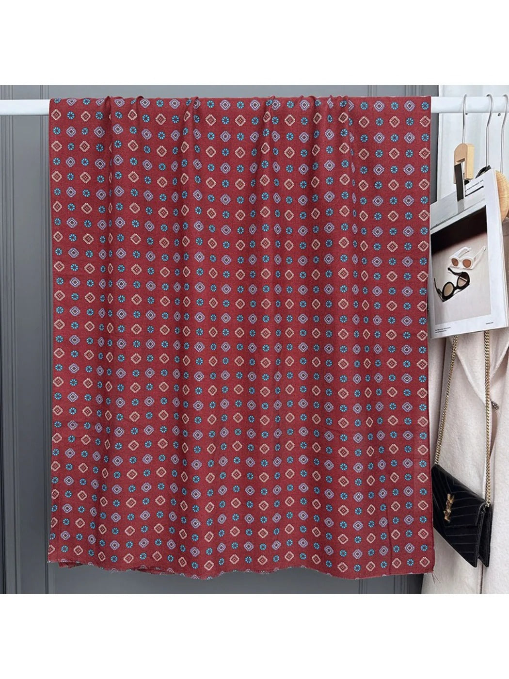 Scarvii - Vintage Geometric Pattern Scarf