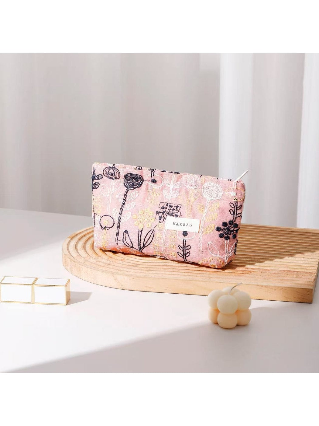 Cosbai - Fresh Floral Print Cosmetic Bag